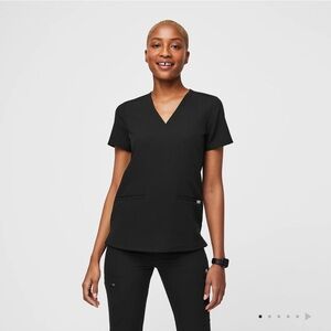 Figs Casma Three-Pocket Scrub Top